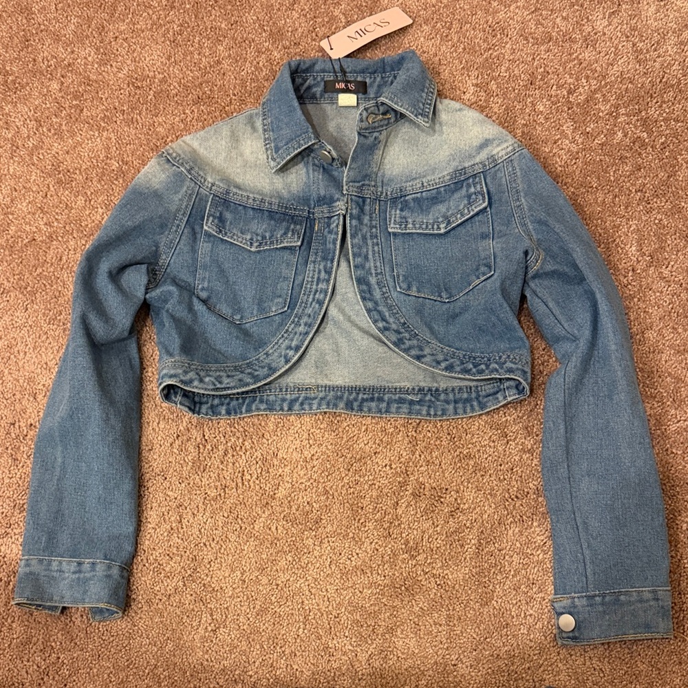 MICA Cropped Light Wash Denim Jacket - Blue